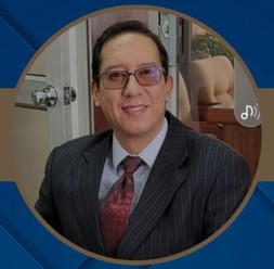 Foto de MBA Vinicio Alarcón Chávez